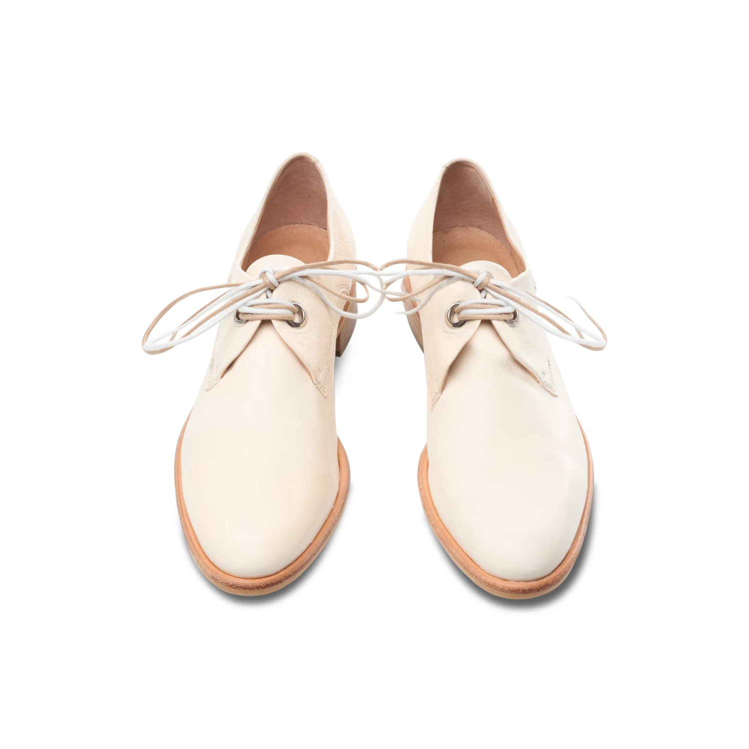 Amy Off White – Image 2