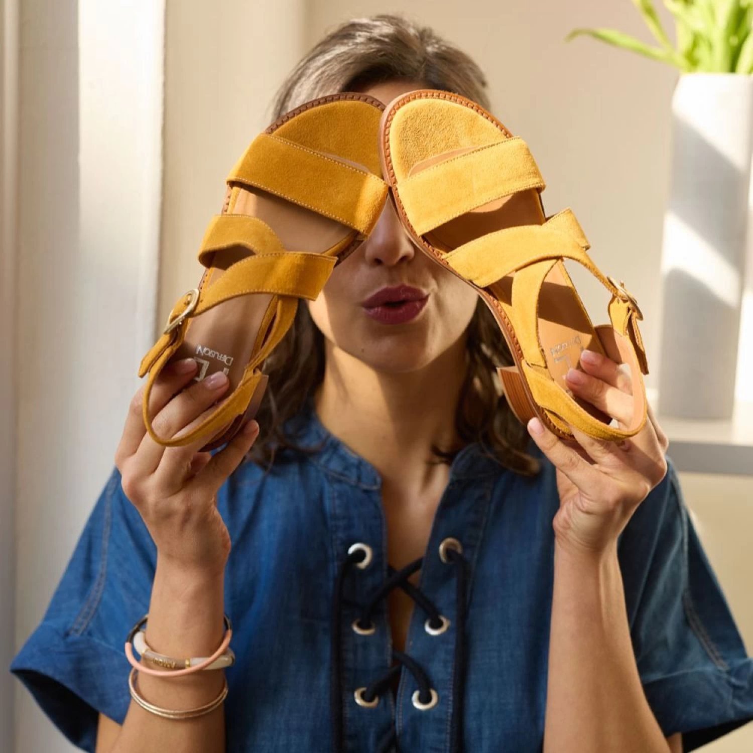 Astro Vel Arancia – Image 3